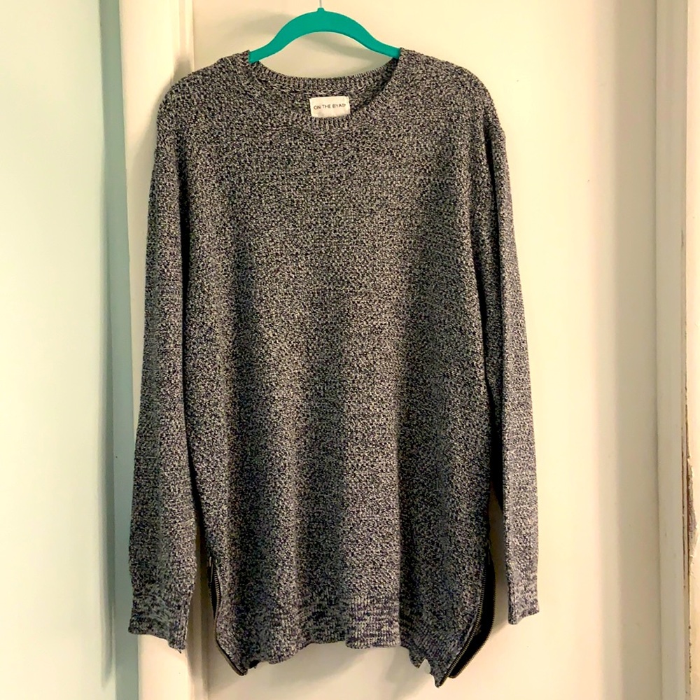 On The Byas Gray Oversize Side-Zip Knit Sweater